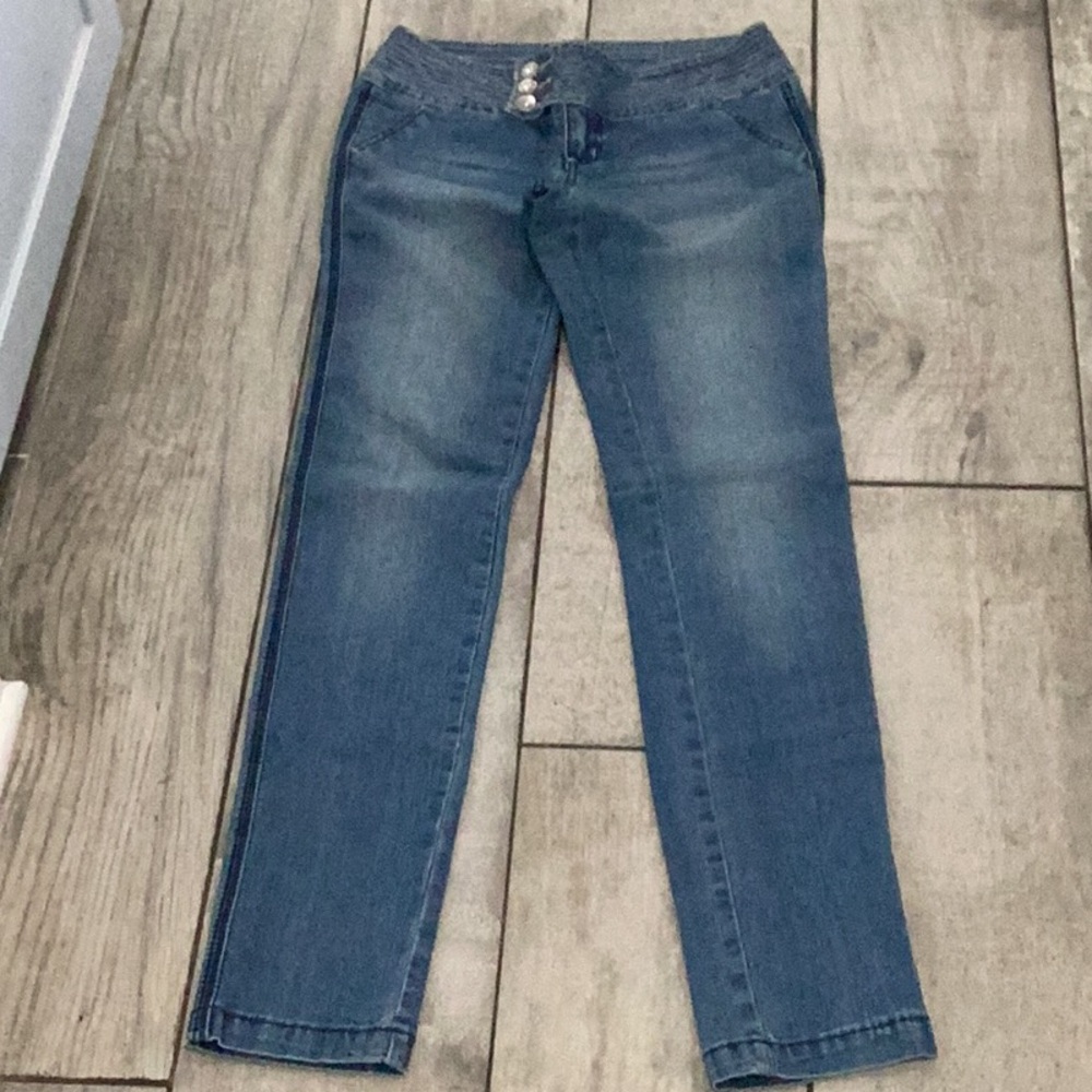 JC JQ Jeans  blue butt lift. Jean size 7